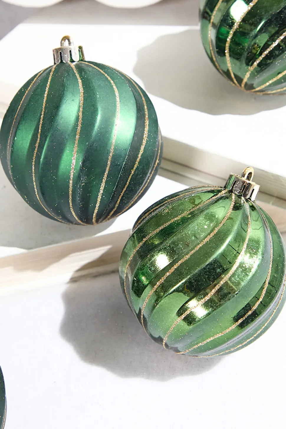 3" Green Shatterproof Boxed - Set of 6