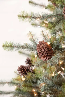 9' Mammoth Pine Christmas Tree with 1,300 Lights