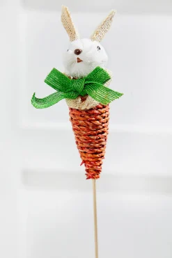 13.75" Rabbit Carrot Spray