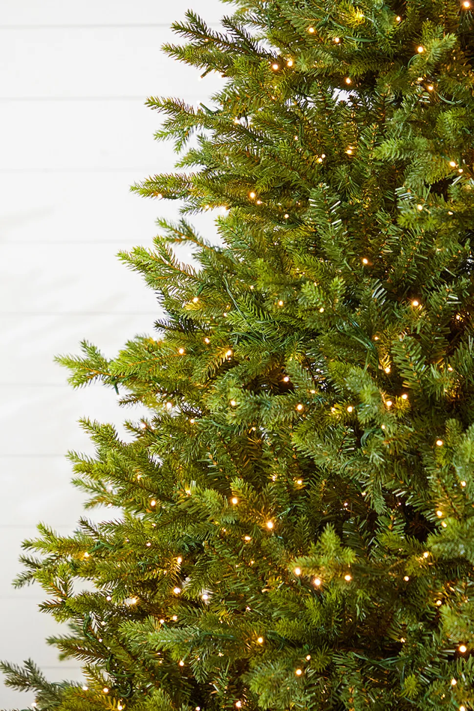 10' Slim Southern Fir with 2000 3mm Lights
