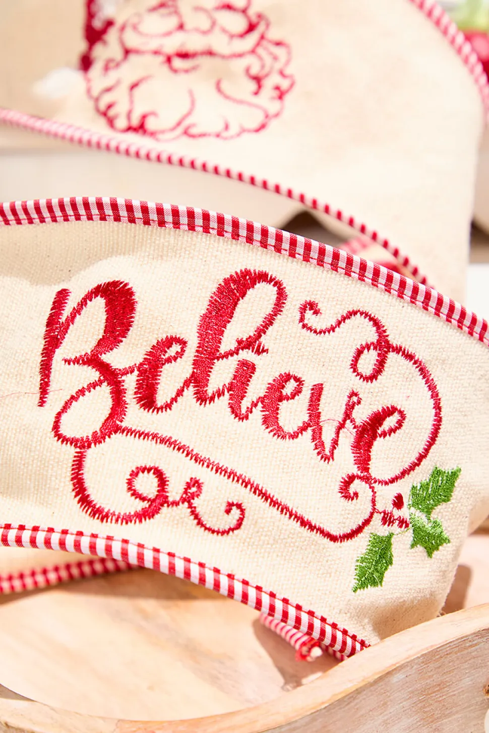 4" x 5 Yard Embroidered Santa Face/Believe Ribbon